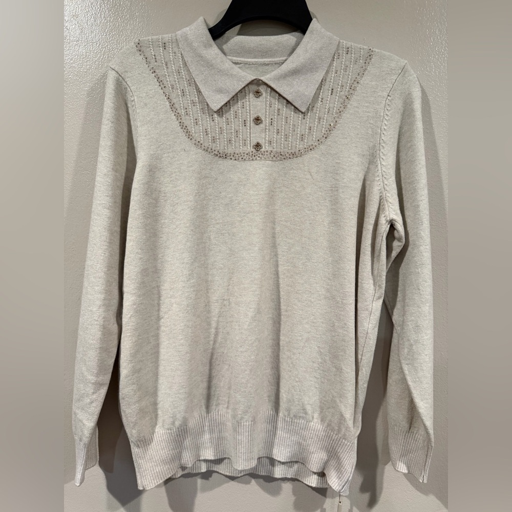 NWT Beige Long Sleeve Extra Soft Sweater with Collar Size Medium